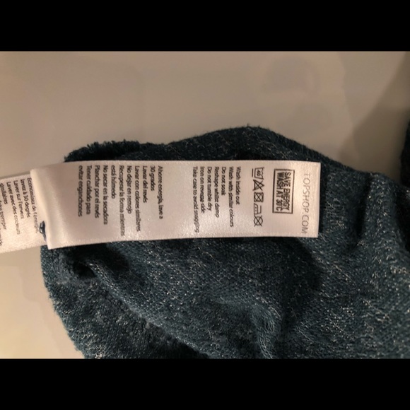 🟥SOLD🟥-Topshop Petite Collared Lace Pattern Tank - Picture 6 of 6